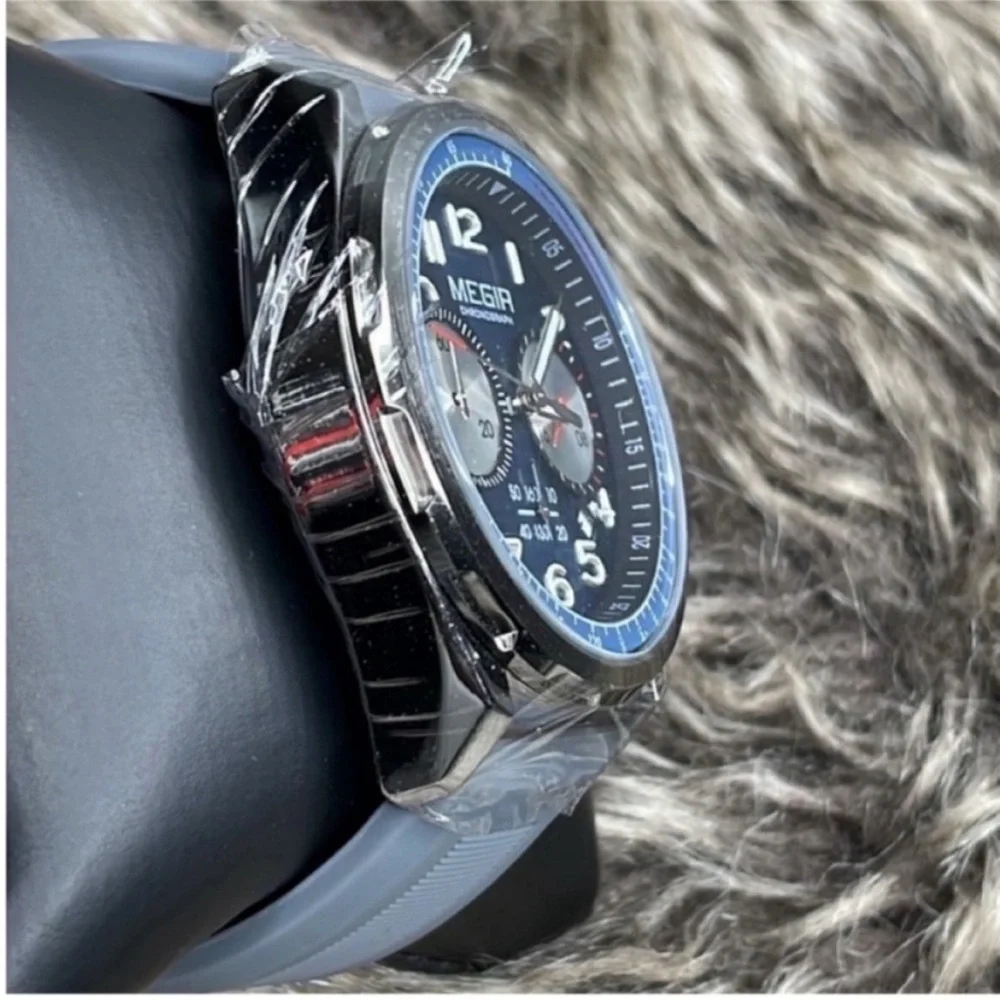 🔥🆕beautiful luxury watch/ grey - Picture 13 of 13